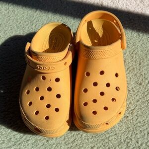 Classic Bae Crocs Creamsicle Orange sz5